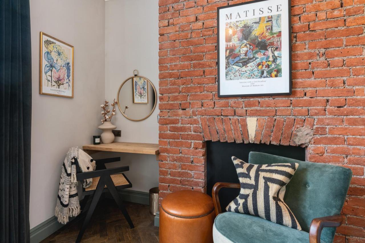 The Cotham Arms Apartments Бристол Екстериор снимка